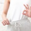 ダイエットに成功してグッドサインを出す人をイメージできる画像