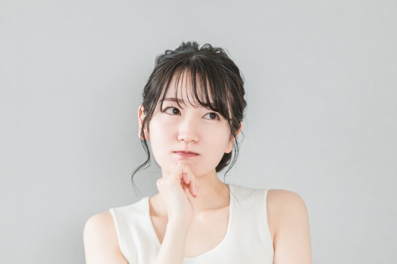 栄養バランスを意識したダイエットでやりがちな3つの注意点をイメージできる画像