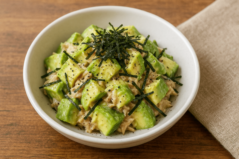 アボカドとツナのマヨ和えをイメージできる画像