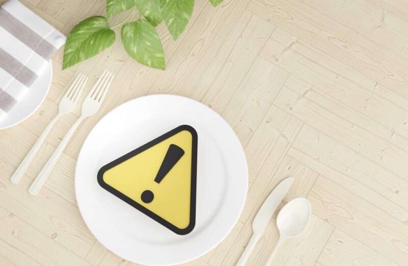 ダイエット目的でソイプロテインを使う際の注意点をイメージできる画像