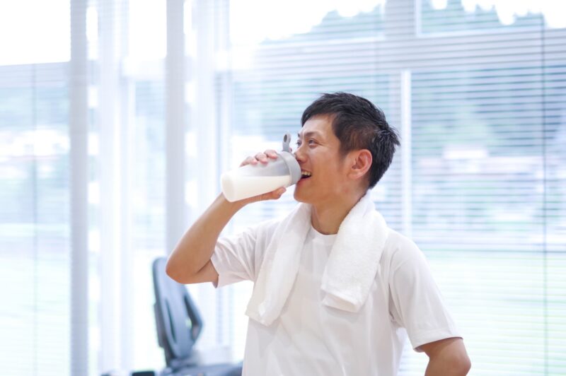 カゼインプロテインを上手に取り入れてリバウンドしにくいダイエットを目指そうをイメージできる画像