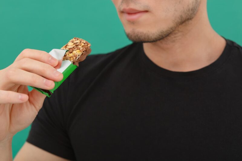 プロテインバーがダイエットに意味ない3つの理由をイメージできる画像
