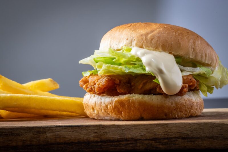 プロテインの置き換えダイエットで気をつけたい3つの注意点をイメージできる画像