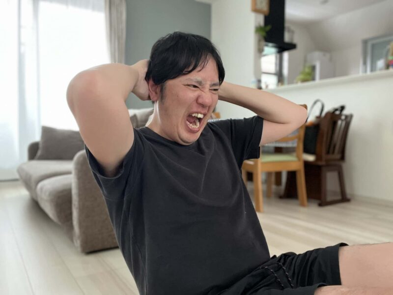 腹筋が割れない・つかない人におすすめの種目5選をイメージできる画像